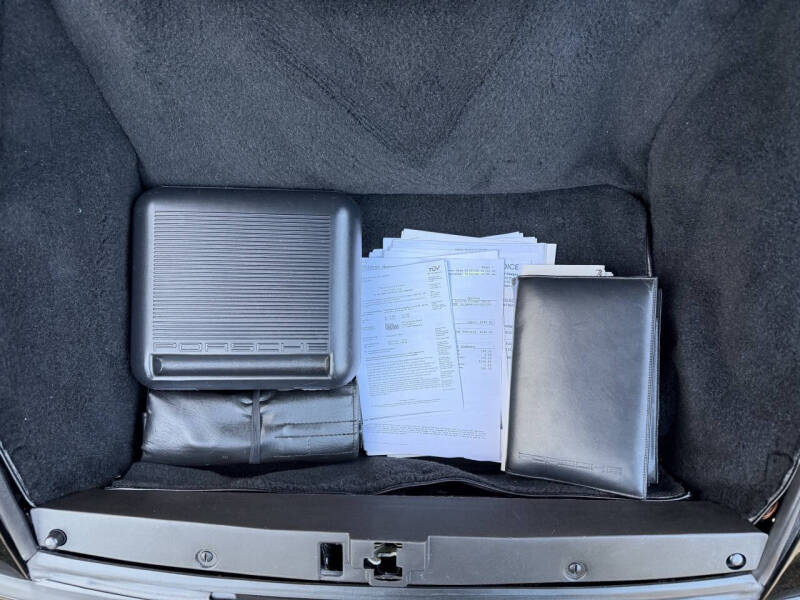 1993 Porsche 911 Carrera 2