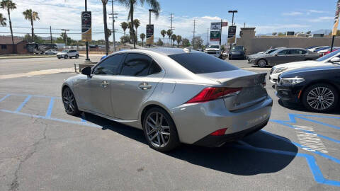2017 Lexus IS 200t