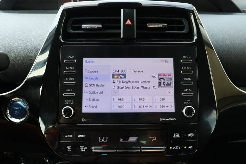 2022 Toyota Prius LE