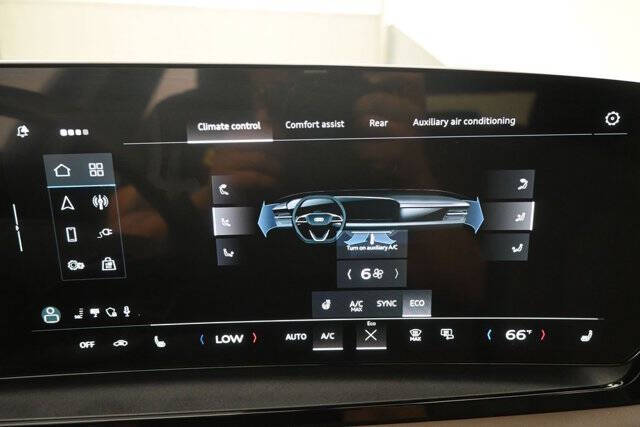 2025 Audi Q6 e-tron quattro Premium Plus