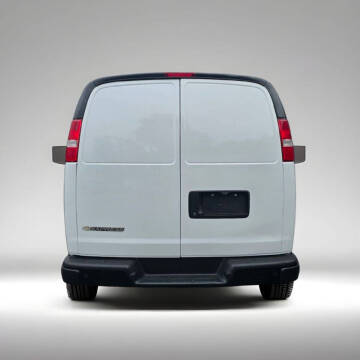 2021 Chevrolet Express 2500