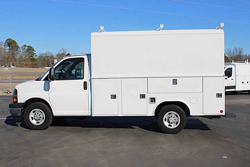 2023 Chevrolet Express 3500