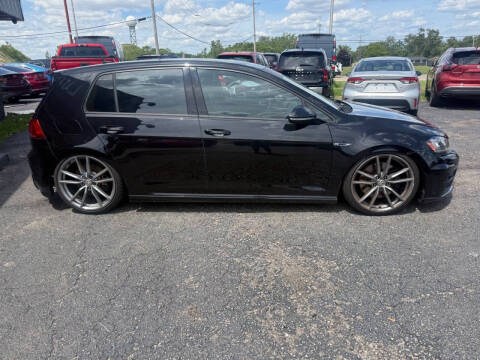 2017 Volkswagen Golf R 4Motion