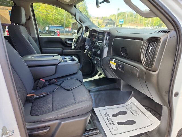 2022 Chevrolet Silverado 3500HD CC Work Truck