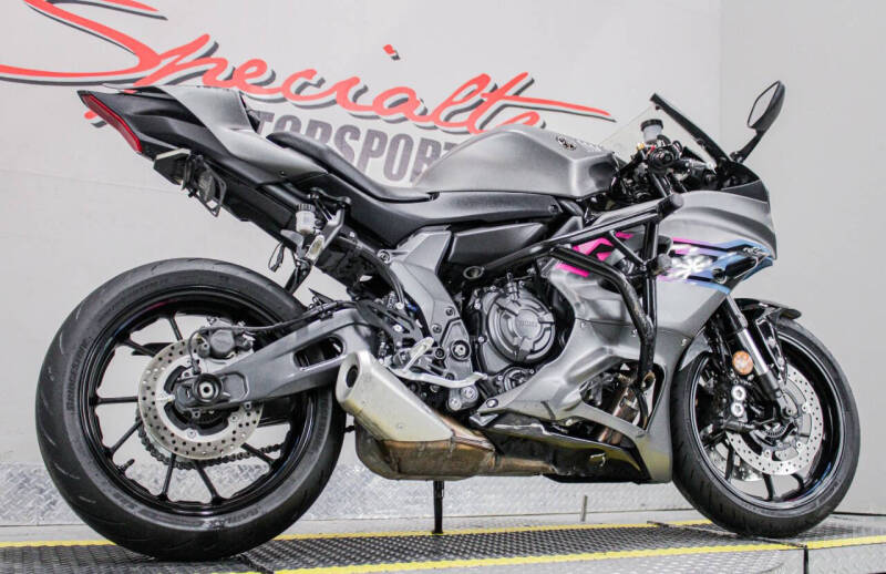 2024 Yamaha YZF-R7