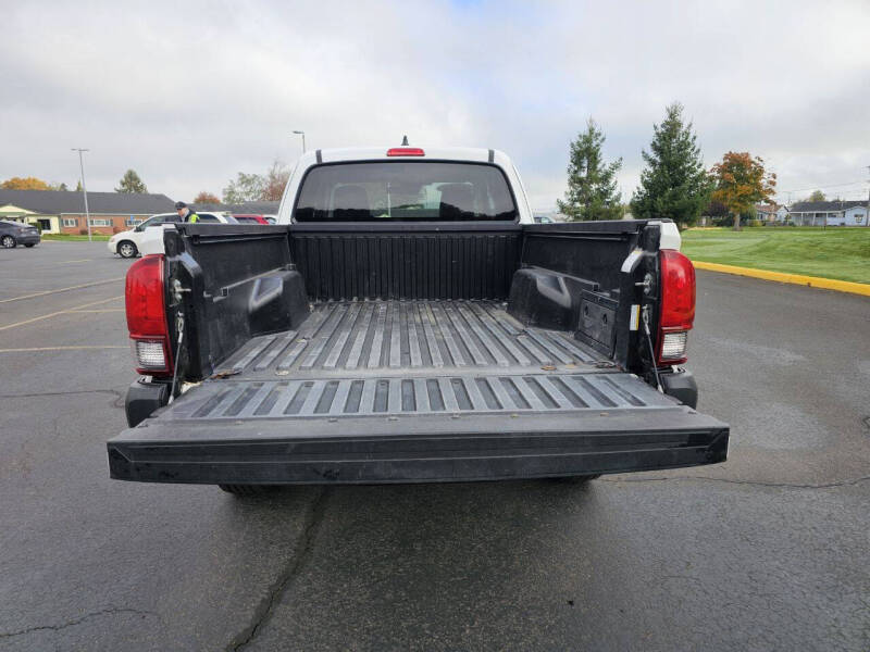 2020 Toyota Tacoma SR