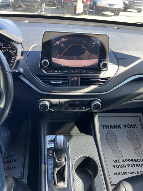 2020 Nissan Altima 2.5 SR