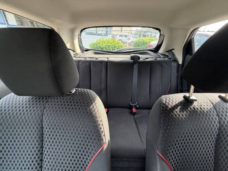 2011 Mazda MAZDA2 Touring