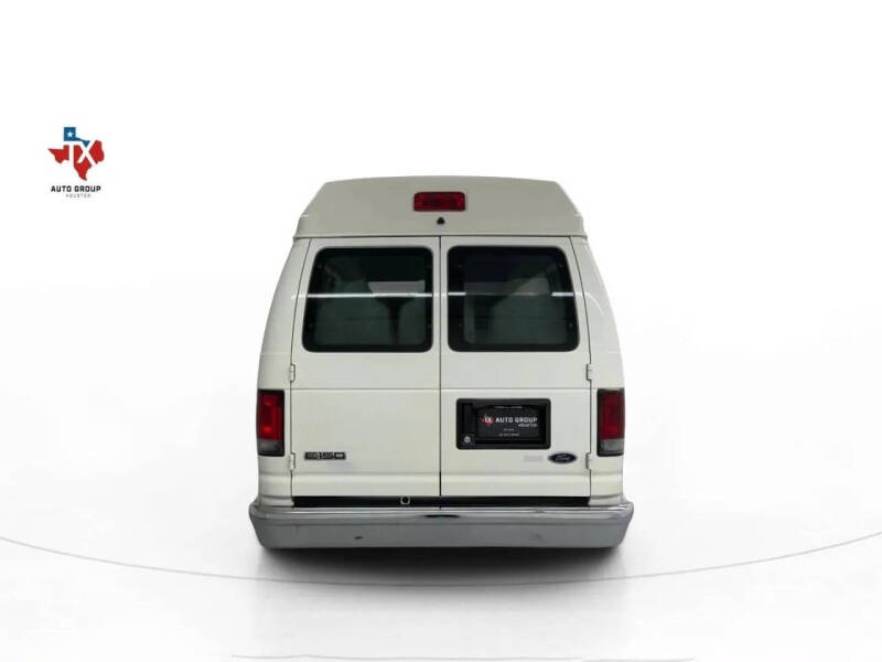 2014 Ford E-Series E-150