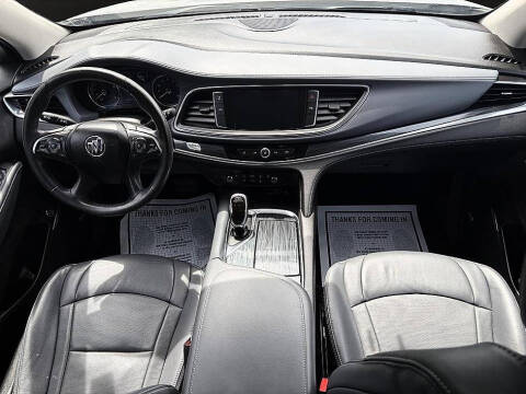 2020 Buick Enclave Essence