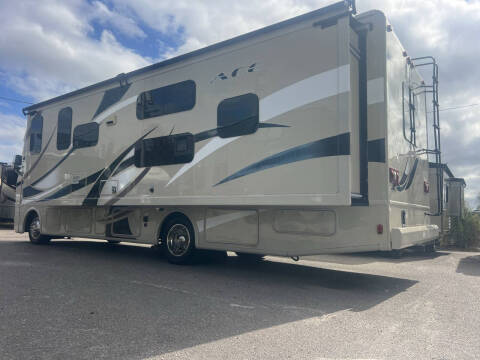 2017 Thor Motor Coach ACE BUNK HOUSE