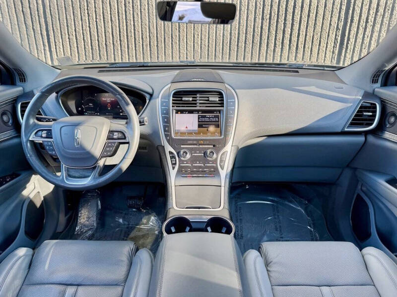 2019 Lincoln Nautilus Reserve