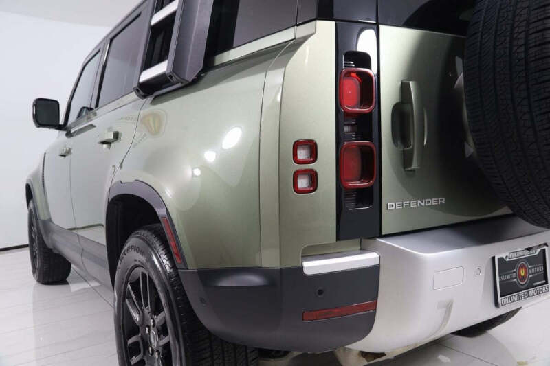 2023 Land Rover Defender