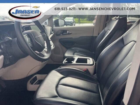 2023 Chrysler Pacifica Touring L
