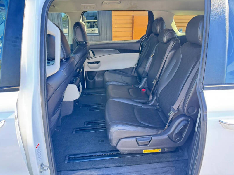 2022 Kia Carnival