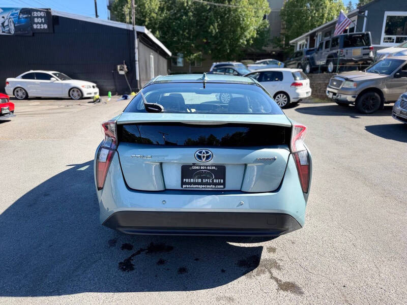 2016 Toyota Prius Four