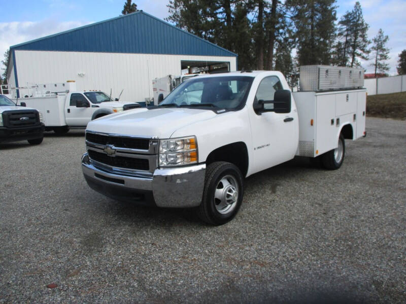 2009 Chevrolet 3500HD Utility Bed for sale at BJ'S COMMERCIAL TRUCKS in Spokane Valley WA