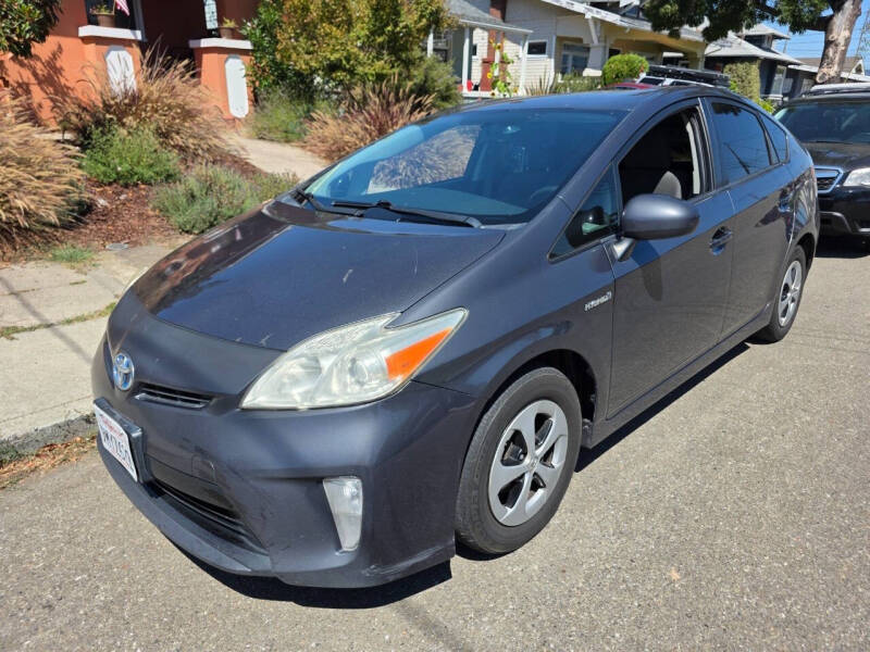 2012 Toyota Prius Two