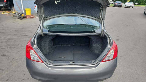 2014 Nissan Versa 1.6 SV