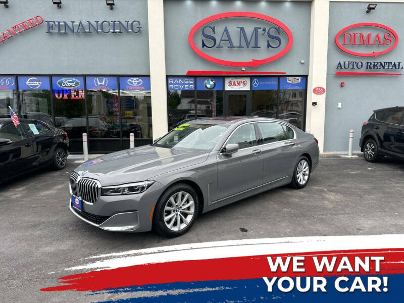 2022 BMW 7 Series 740i's photo