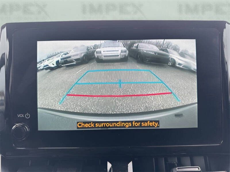 2025 Toyota Corolla Cross LE