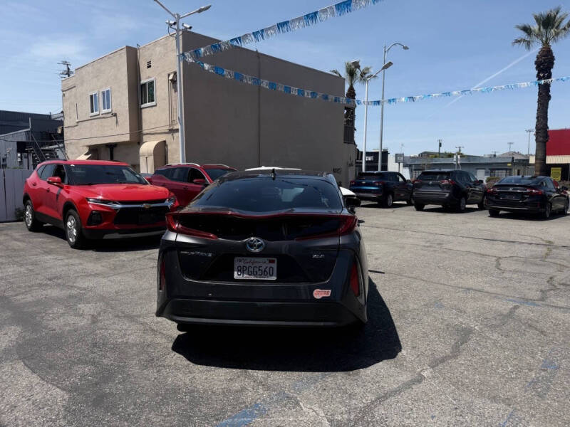 2020 Toyota Prius Prime XLE