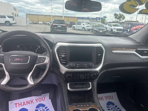 2023 GMC Acadia SLE