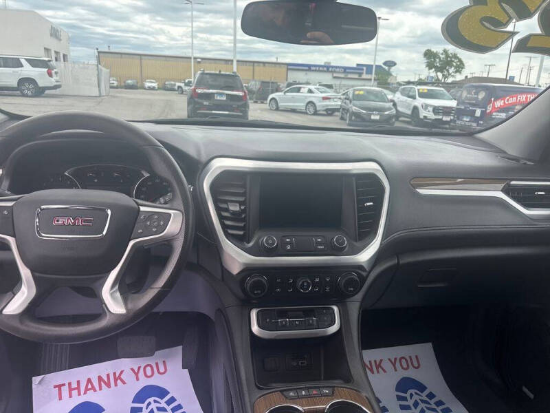 2023 GMC Acadia SLE
