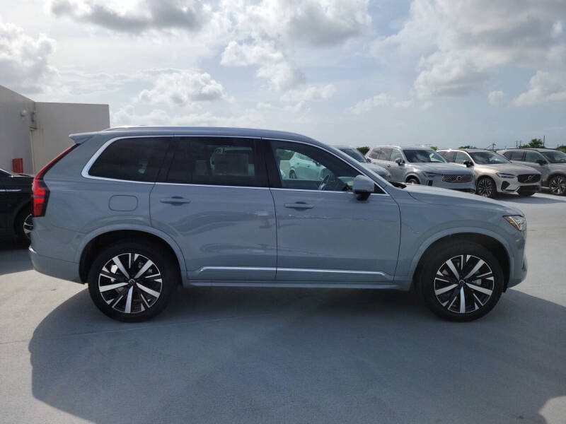 2026 Volvo XC90 B5 Core