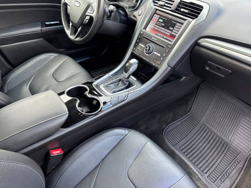 2016 Ford Fusion Titanium