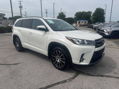 2018 Toyota Highlander SE