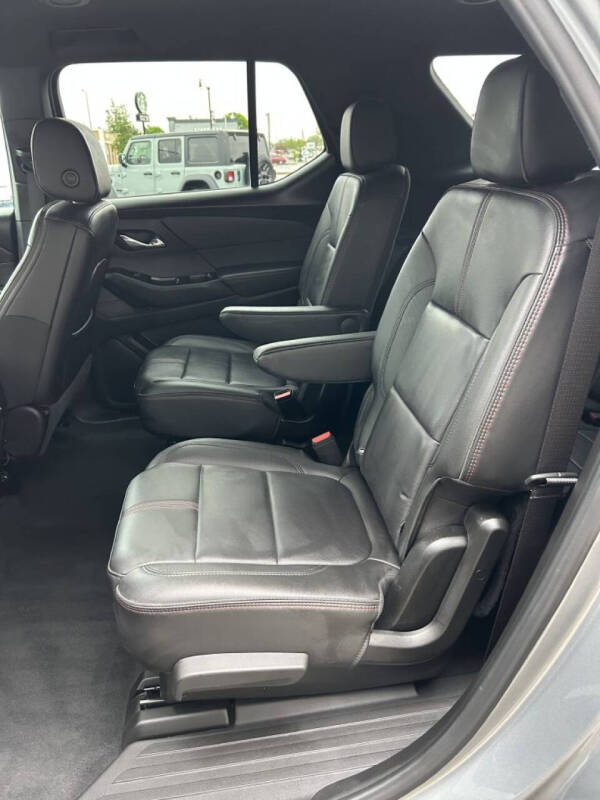 2023 Chevrolet Traverse RS