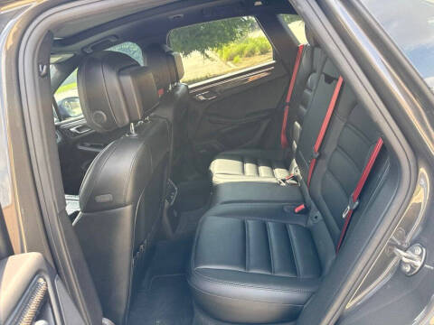 2017 Porsche Macan GTS