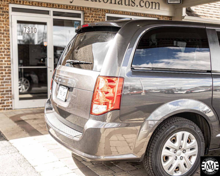 2017 Dodge Grand Caravan SE
