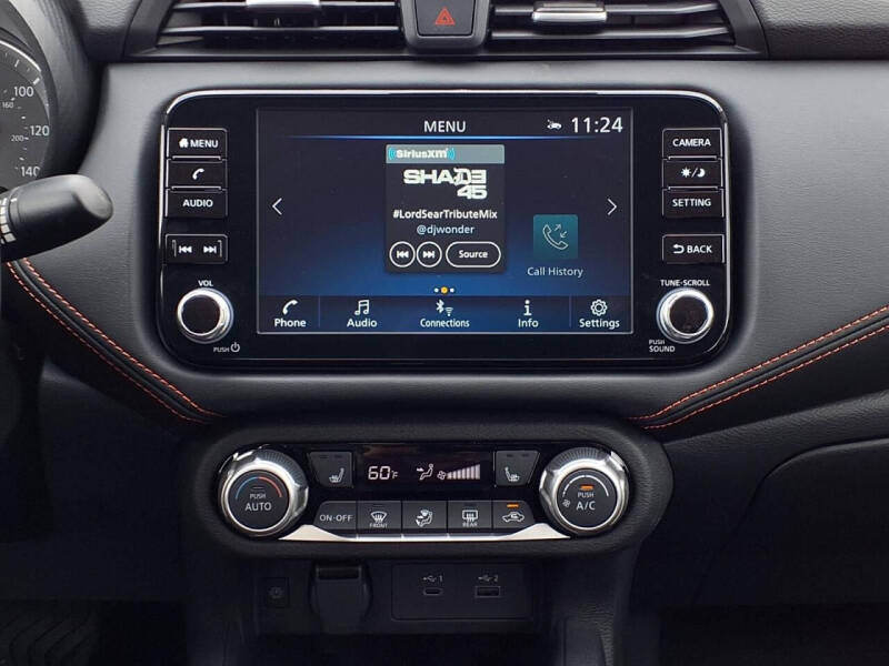 2025 Nissan Versa SR