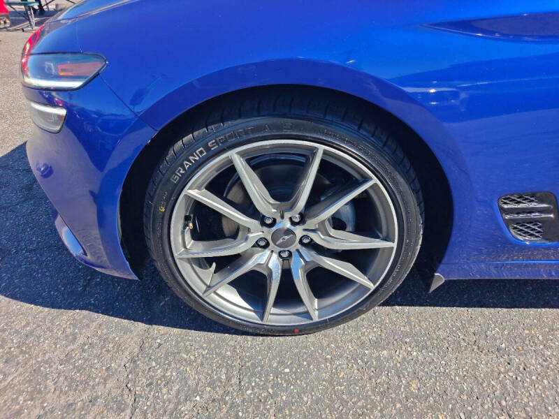2022 Genesis G70