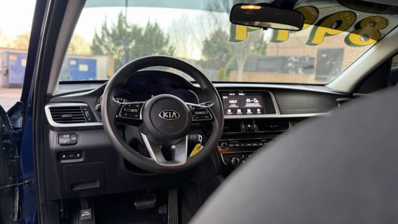 2020 Kia Optima LX