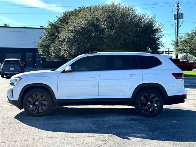 2024 Volkswagen Atlas SE