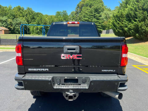 2016 GMC Sierra 2500HD Denali