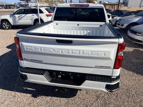 2020 Chevrolet Silverado 1500 Custom