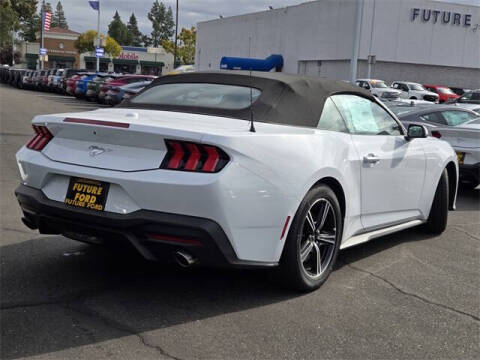 2025 Ford Mustang EcoBoost