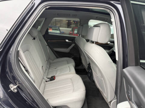 2018 Audi Q5 2.0T quattro Premium Plus