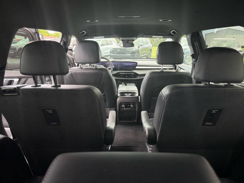 2025 Buick Enclave Preferred