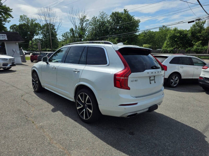 2018 Volvo XC90 T6 Momentum