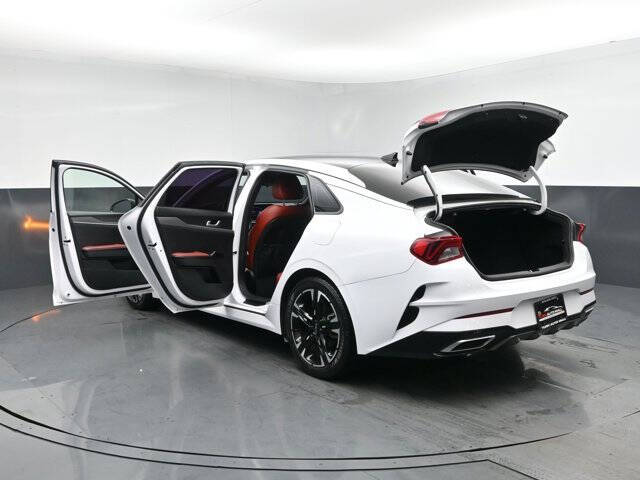2023 Kia K5