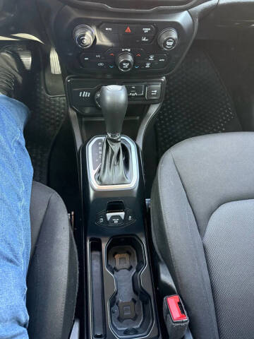 2023 Jeep Renegade Latitude