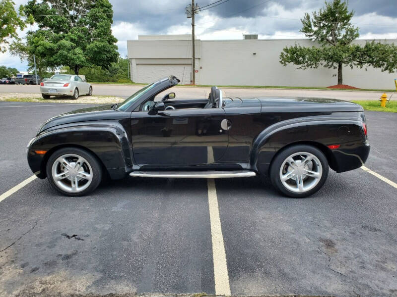 2004 Chevrolet SSR LS