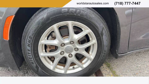 2017 Chrysler Pacifica LX