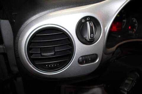 2012 Volkswagen Beetle 2.5L PZEV