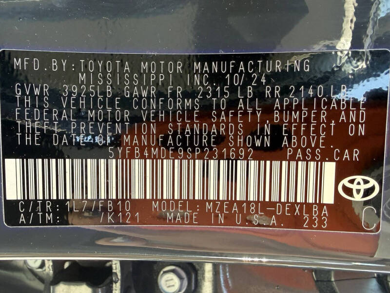 2025 Toyota Corolla LE